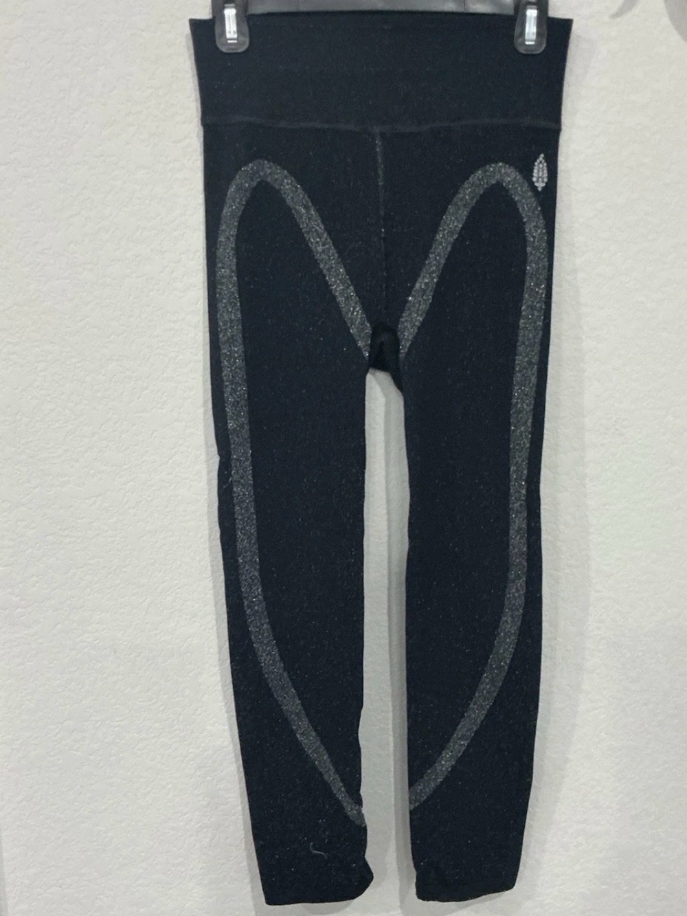 Free People Movement Leggings M/L Black Silver Yoga Gym Athleisure Ankle FP